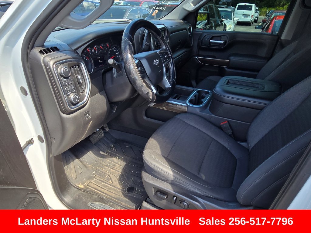 Used 2020 Chevrolet Silverado 1500 RST w/ Texas Edition AWD/4WD image 17
