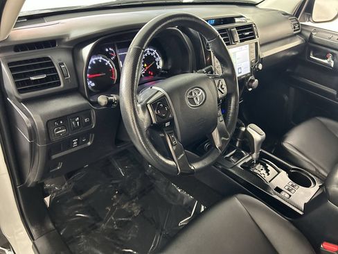 Used 2024 Toyota 4Runner TRD Off-Road Premium w/ Moonroof Package AWD/4WD image 13
