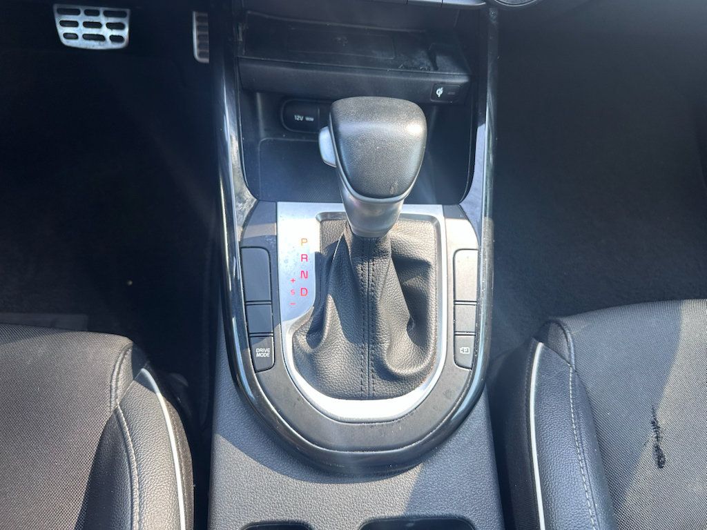 Used 2024 Kia Forte GT-Line w/ GT-Line Premium Package FWD image 17