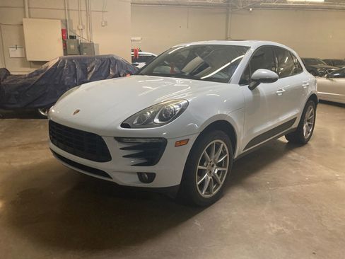 Used 2017 Porsche Macan AWD/4WD image 1