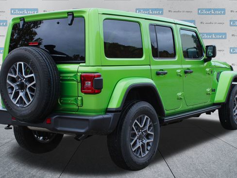 New 2026 Jeep Wrangler Unlimited Sahara w/ Technology Group image 6