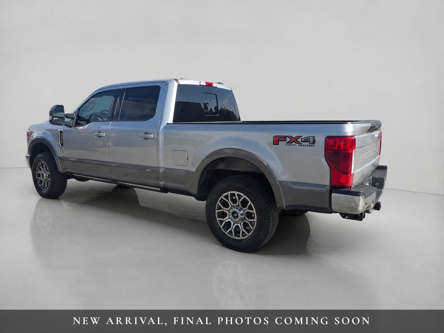 Used 2022 Ford F250 Lariat w/ Lariat Ultimate Package AWD/4WD image 4