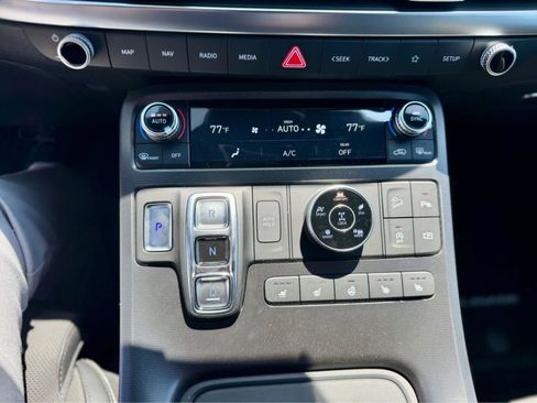 New 2025 Hyundai Palisade Calligraphy AWD/4WD image 19