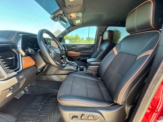 Used 2025 GMC Canyon AT4 AWD/4WD image 2