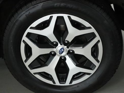 Certified 2024 Subaru Forester Premium AWD/4WD image 42