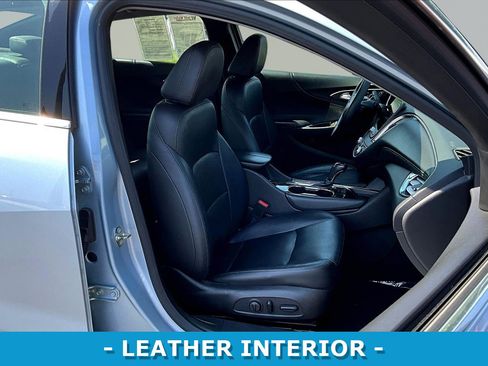 Used 2017 Chevrolet Malibu Premier w/ Premier Sun and Wheel Package FWD image 29
