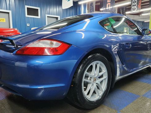 Used 2007 Porsche Cayman image 3