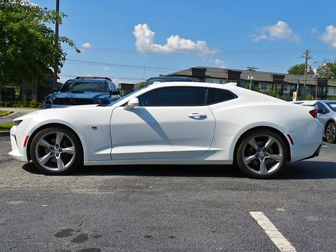 Used 2017 Chevrolet Camaro SS RWD image 5