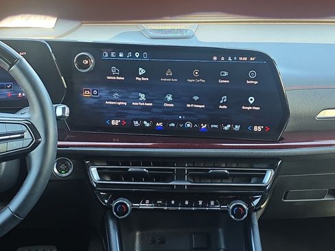 Certified 2024 Chevrolet Traverse RS AWD/4WD image 26