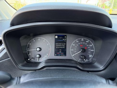 Used 2024 Toyota Corolla Cross LE FWD image 22