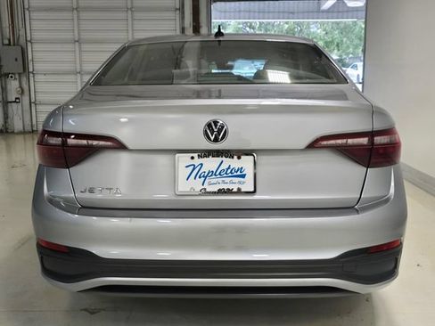 Used 2024 Volkswagen Jetta S FWD image 4