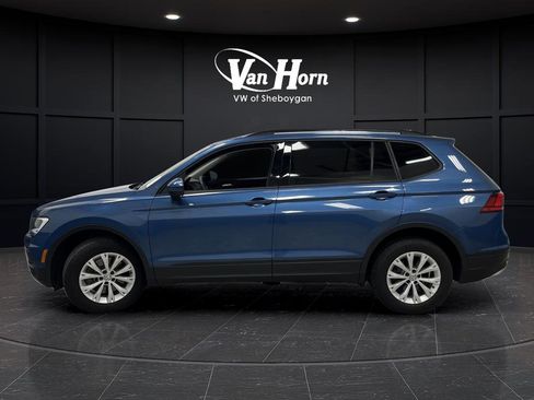 Used 2020 Volkswagen Tiguan S image 10