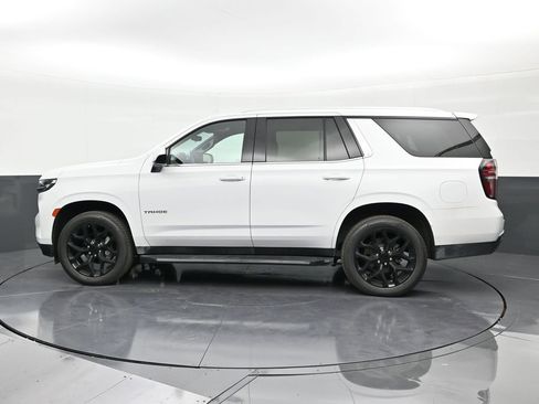 Used 2022 Chevrolet Tahoe LS image 2