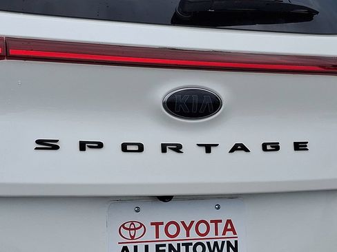 Used 2022 Kia Sportage Nightfall Edition w/ Nighfall AWD Premium Package image 31