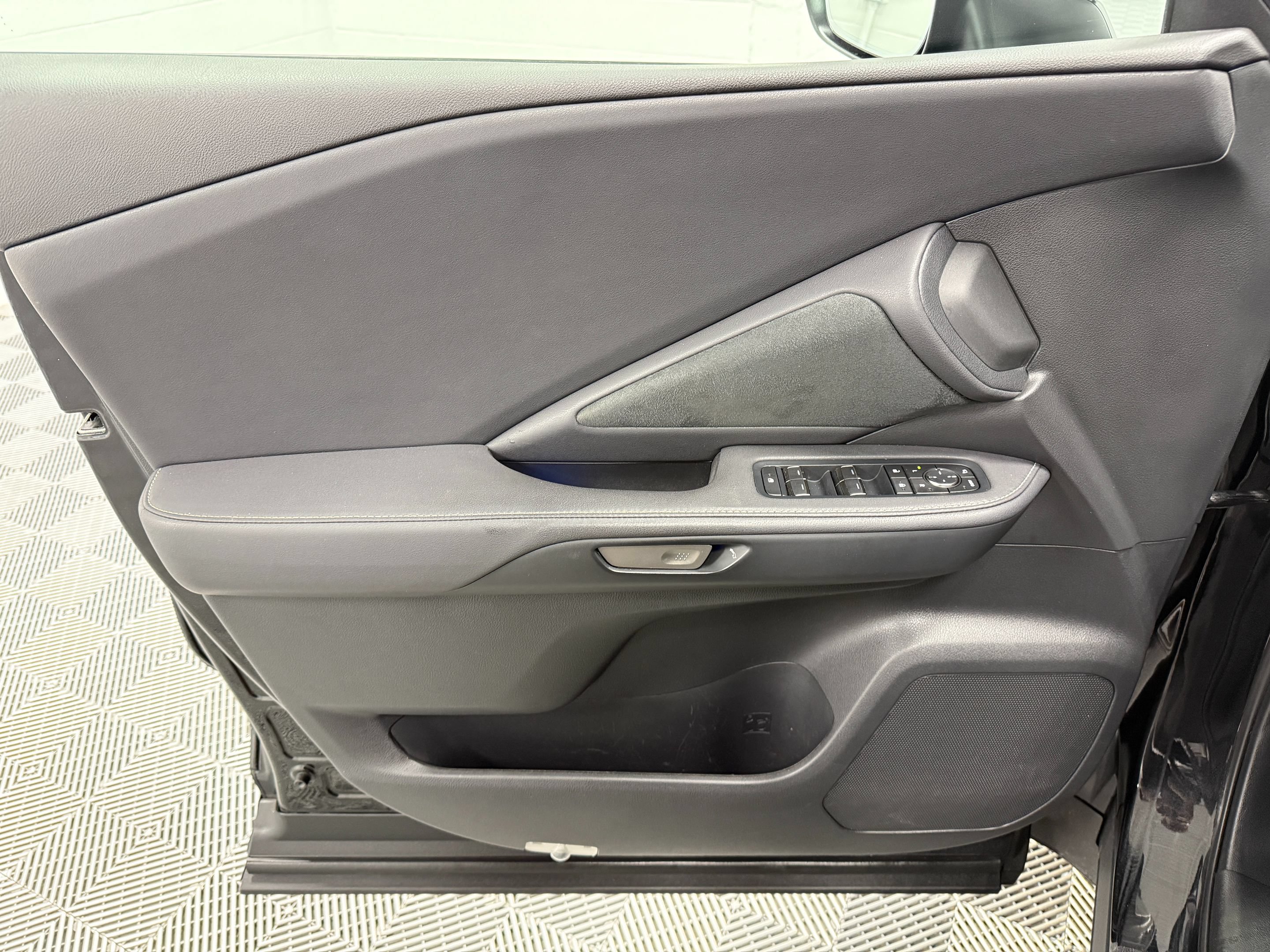 Used 2024 Lexus TX 500h AWD image 11