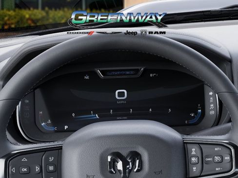 New 2026 RAM 2500 Limited AWD/4WD image 17
