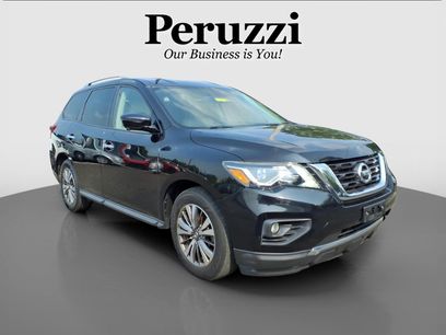 Used 2019 Nissan Pathfinder SL