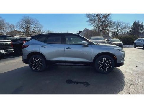New 2026 Chevrolet Blazer RS w/ Driver Confidence II Package AWD/4WD image 9