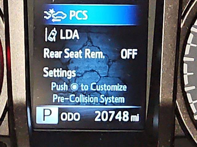 Used 2023 Toyota Tacoma TRD Off-Road AWD/4WD image 11