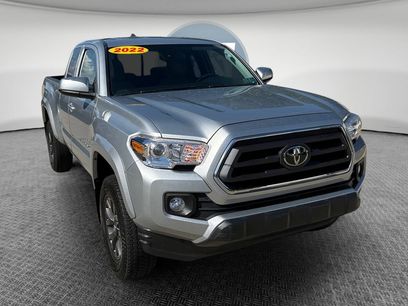 Used 2022 Toyota Tacoma SR5 w/ SR5 Appearance Package (SM)