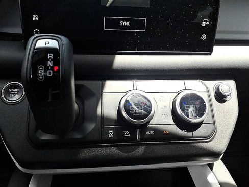 Used 2025 Land Rover Defender 110 S AWD/4WD image 21