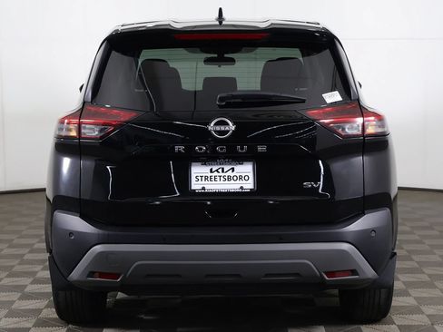 Used 2023 Nissan Rogue SV FWD image 10