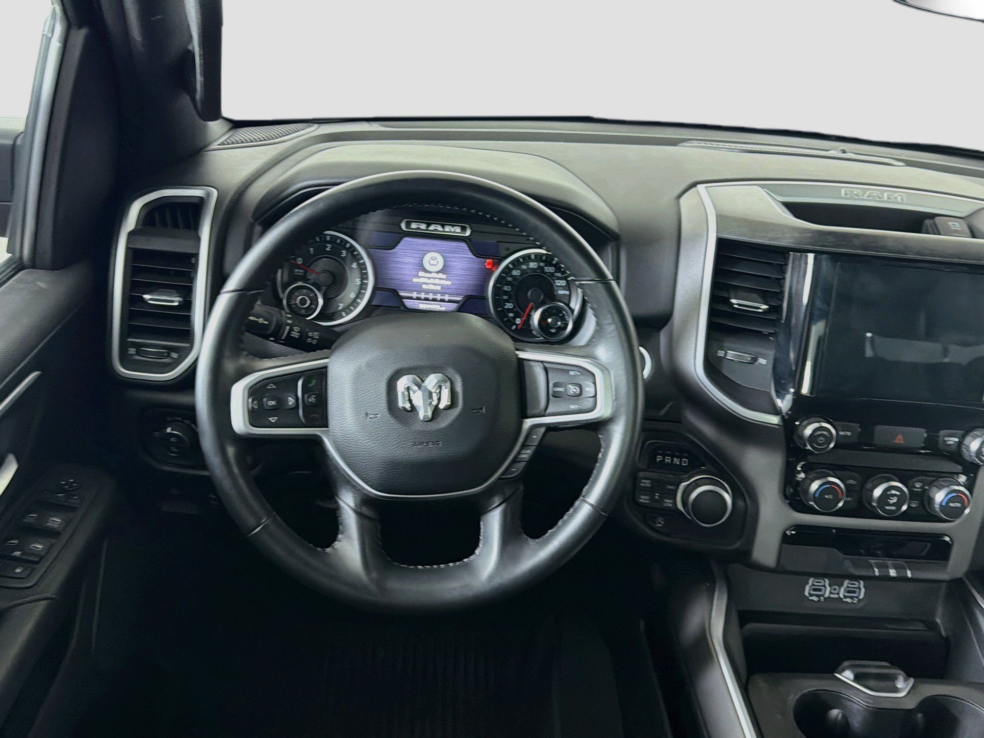 Used 2022 RAM 1500 Big Horn AWD/4WD image 17