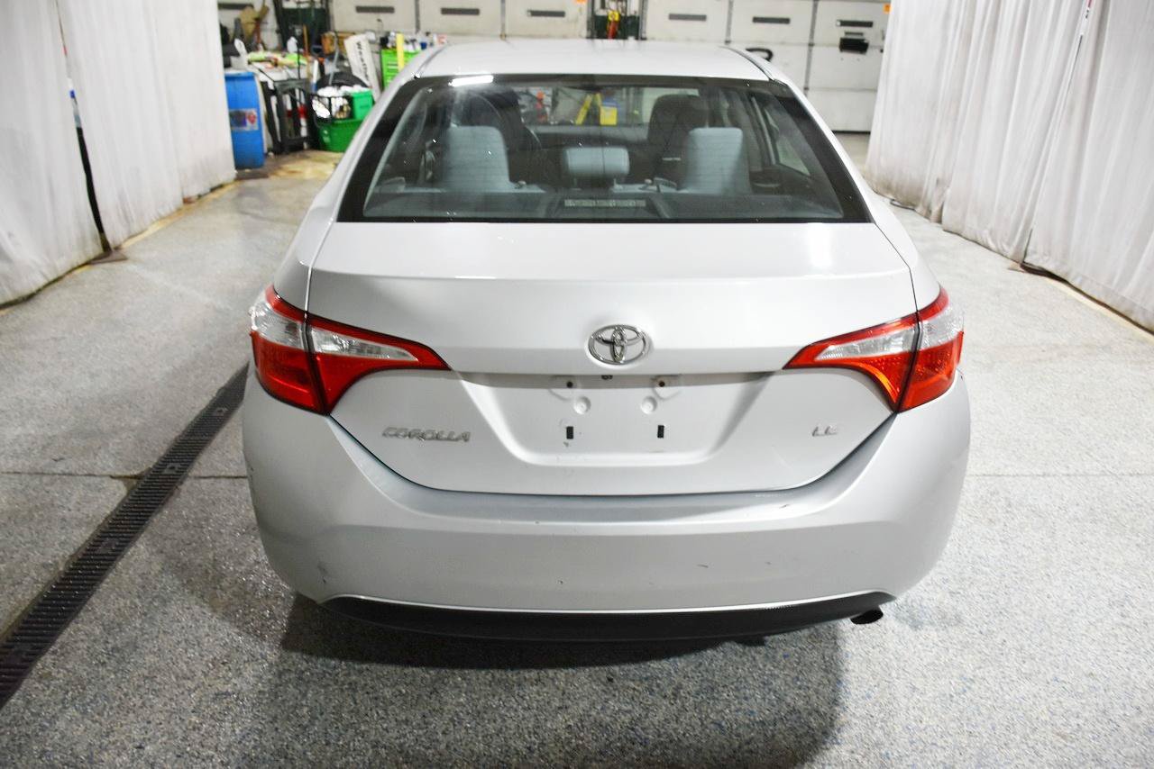 Used 2016 Toyota Corolla LE FWD image 5
