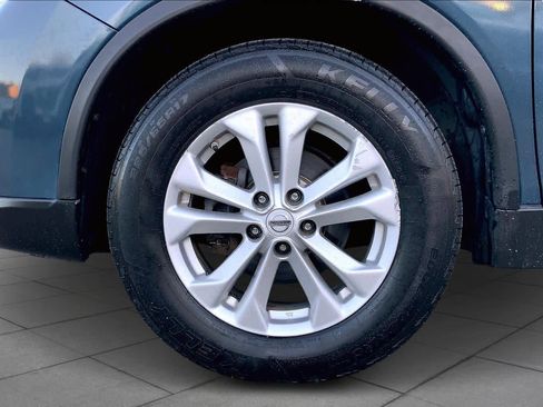 Used 2014 Nissan Rogue SV w/ SV Premium Package image 11