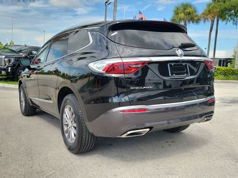 Used 2022 Buick Enclave Essence FWD image 7