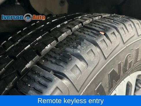 Used 2022 Ford Expedition Max Limited image 14