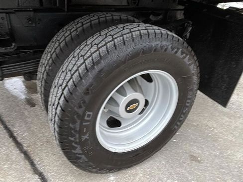 Used 2017 Chevrolet Silverado 3500 W/T w/ WT Convenience Package image 11