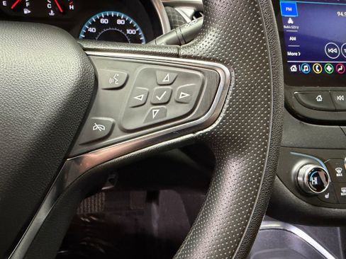 Used 2025 Chevrolet Malibu LT image 15