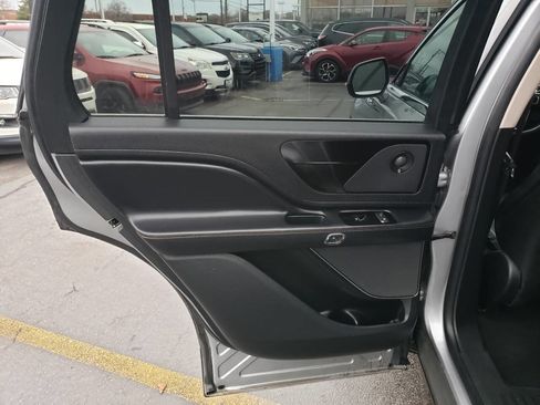 Used 2022 Lincoln Aviator Reserve w/ Equipment Group 201A image 18