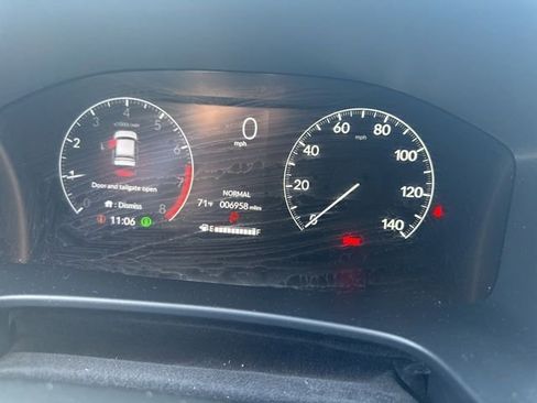 Used 2025 Honda CR-V LX image 7