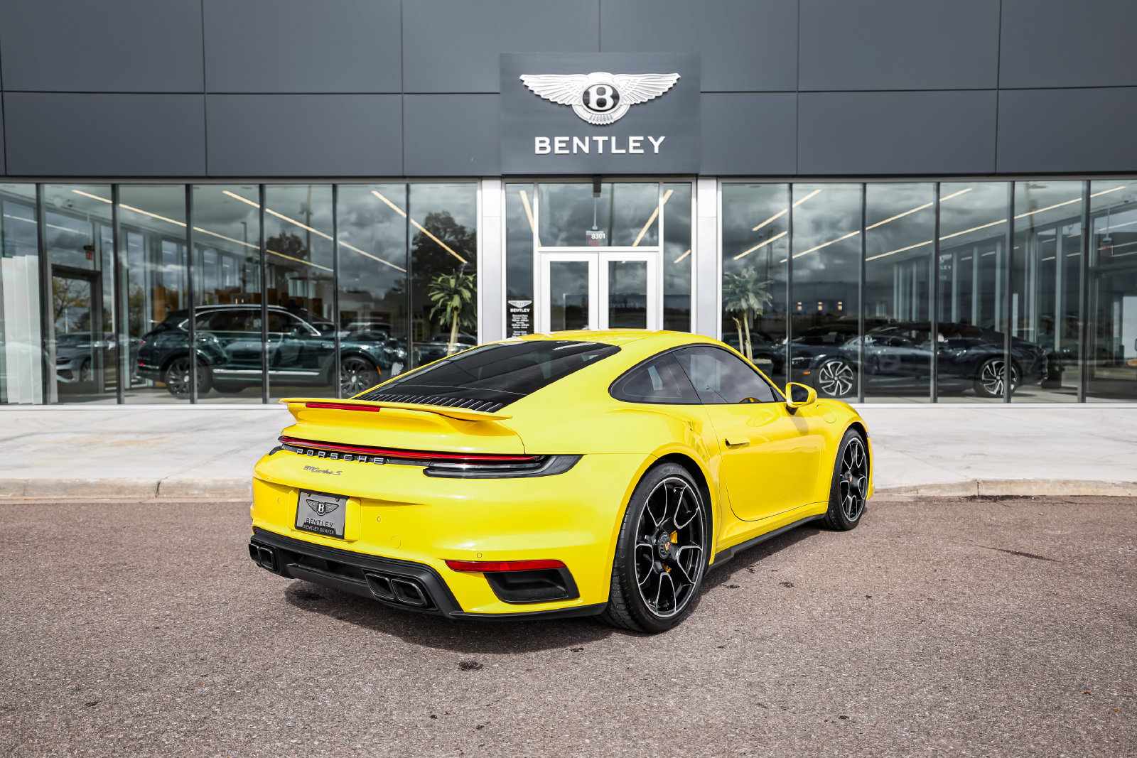 Used 2022 Porsche 911 Turbo S AWD/4WD image 3