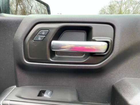 Certified 2025 Chevrolet Silverado 1500 Custom Trail Boss w/ LPO, Dark Essentials Package image 15