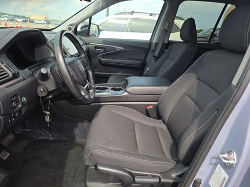 Used 2024 Honda Ridgeline Sport image 6