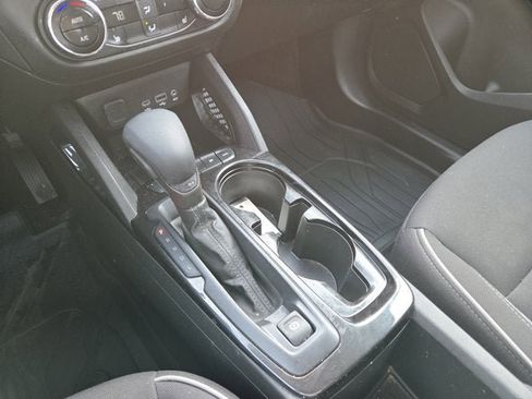 Used 2023 Chevrolet TrailBlazer LT w/ Convenience Package image 17