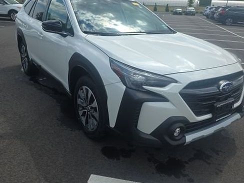 Used 2024 Subaru Outback Limited AWD/4WD image 3