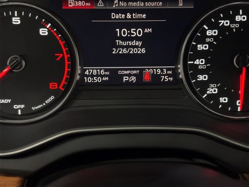 Used 2022 Audi Q5 2.0T Premium w/ Convenience Package image 23