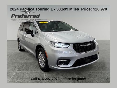 Used 2024 Chrysler Pacifica Touring-L FWD image 1