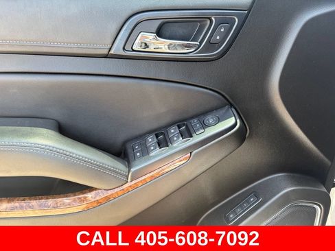 Used 2020 Chevrolet Suburban Premier w/ Premier Plus Edition AWD/4WD image 8