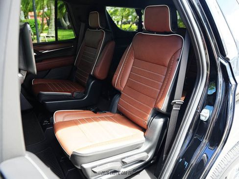 Used 2023 GMC Yukon Denali Ultimate AWD/4WD image 46