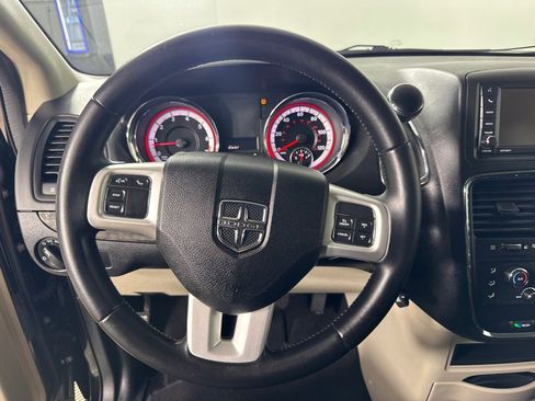 Used 2017 Dodge Grand Caravan SE w/ Power Window Group image 14