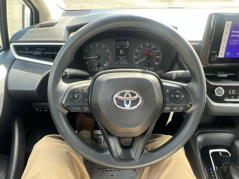 Used 2024 Toyota Corolla LE image 14