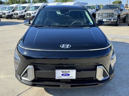Used 2025 Hyundai Kona SEL AWD/4WD image 2