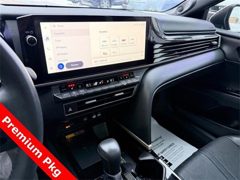 Used 2025 Toyota Camry XSE image 25