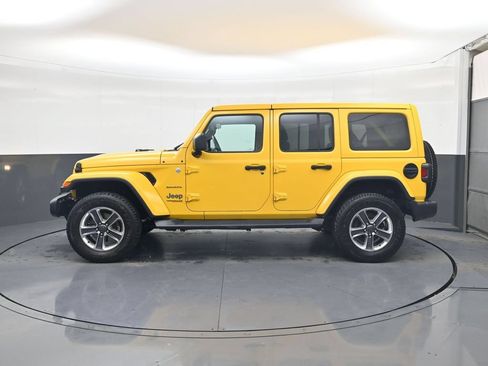 Used 2020 Jeep Wrangler Unlimited Sahara w/ Cold Weather Group AWD/4WD image 4