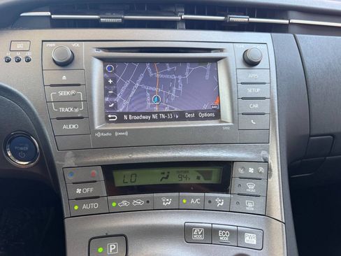 Used 2013 Toyota Prius FWD image 16
